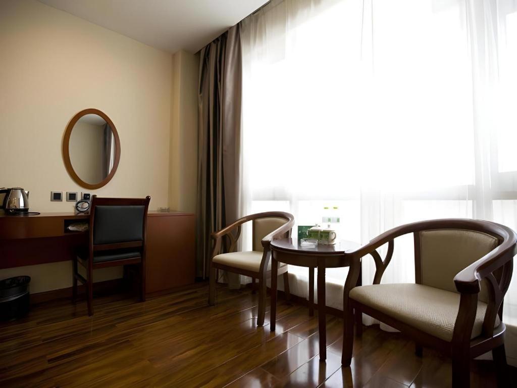 Greentree Inn Jining Yanzhou Jiuzhou Fangyuan Business Hotel Екстериор снимка